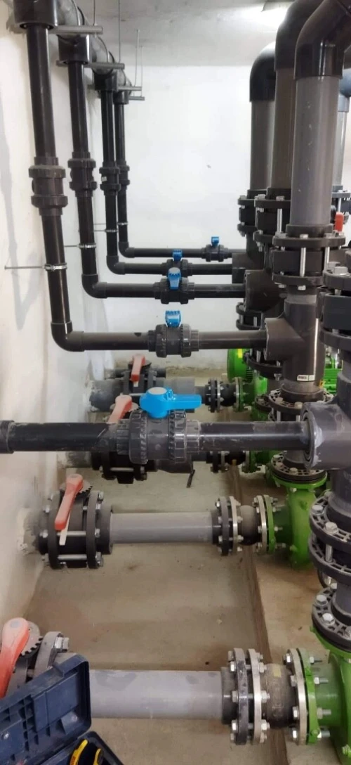 Réalisation piscine jacuzzi sap installation Équipement piscine hydraulique