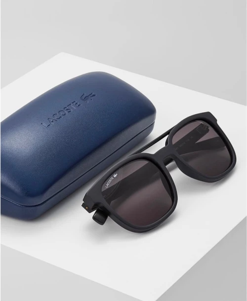 Lunette de soleil Lacoste