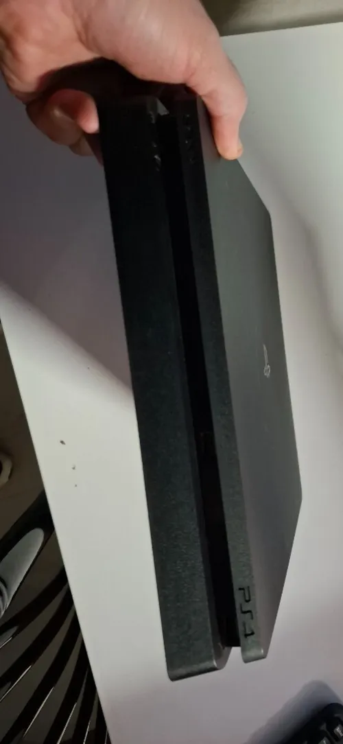 PS4 SLIM