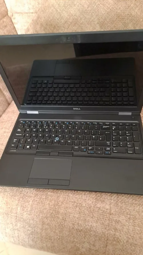 Dell Latitude 5580  15 Pouce  I7 7820HQ  Touch screen