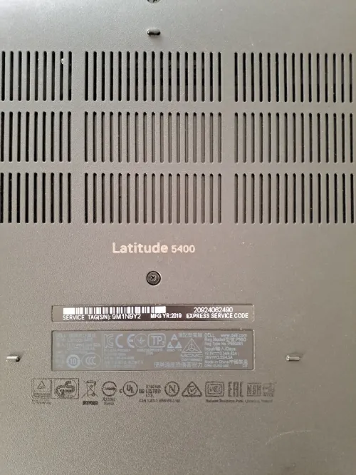 DELL 5400 I7, G8 TOUCHSCREEN