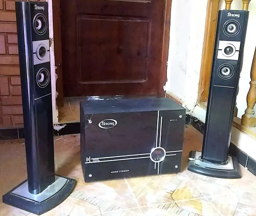 Home cinéma Strong en bon etat