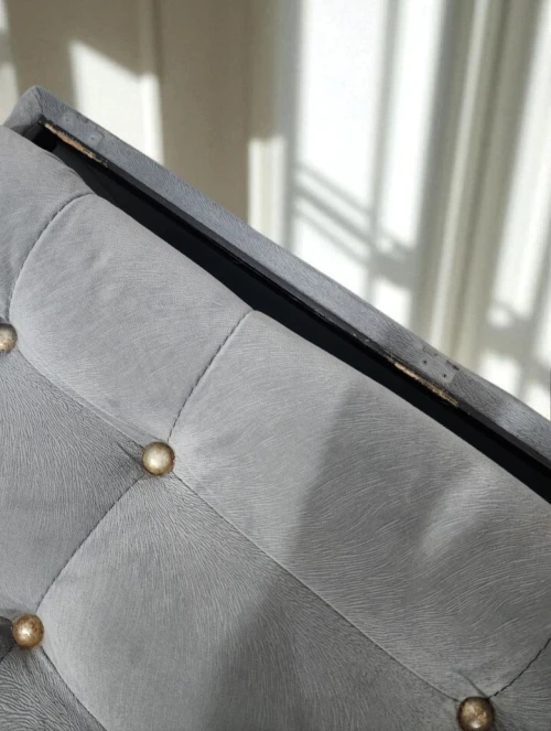 Coffre ottoman en tissu gris avec rangement intérieur d'occasion