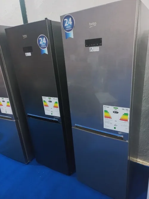 Réfrigérateur beko 450L nofrost gris / gris foncé 