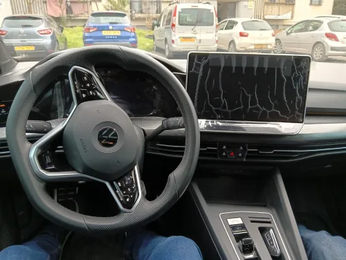 Volkswagen Golf 8 2025 R