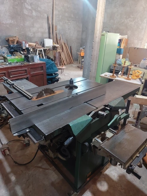 Machine a bois combiné 7 opération