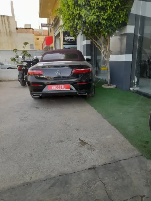 Location de voitures de luxes avec ou sans chauffeur 