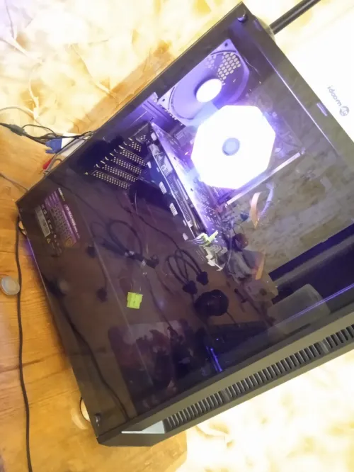 PC GAMER i5 9400F    GTX 1060 6G  RAM 24G