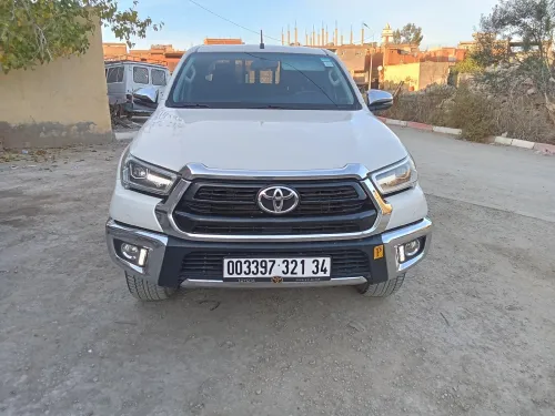 Toyota Hilux 2021 LEGEND SC 4x4