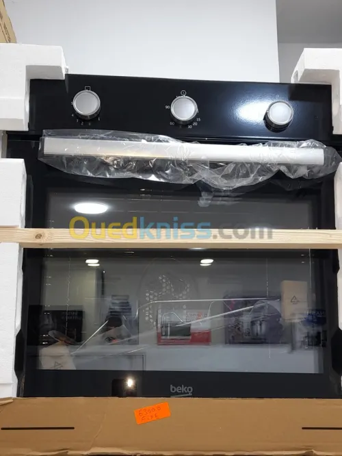 Promotion four encastrable beko gaz electrique noir 