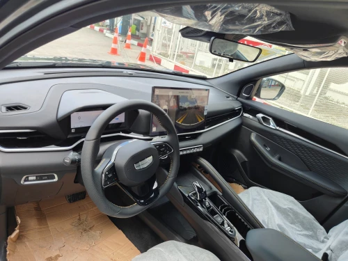 Geely Coolray 2025 Fool opess