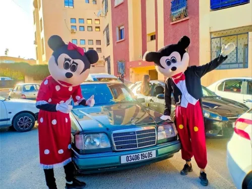 Mascottes (البسة تنكرية )