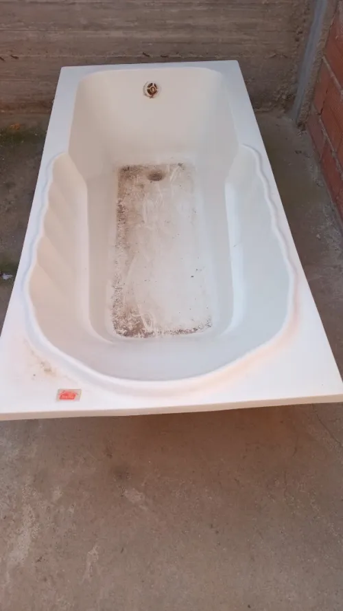 Four begnoir lavabo toilette 