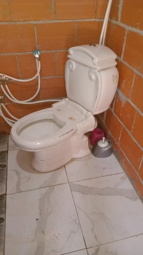 Lavabo toilette baignoire