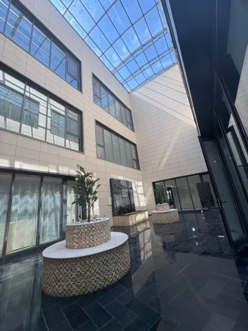 Verrières, Façades, Terrasses, Toiture Motorisées