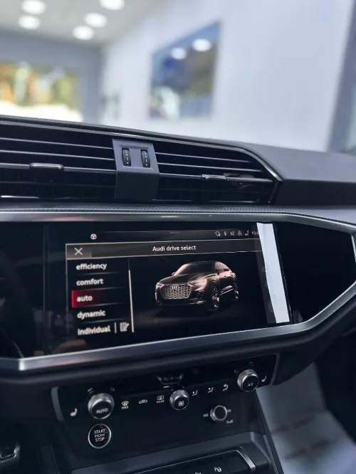 Audi Q3 2025 Sline
