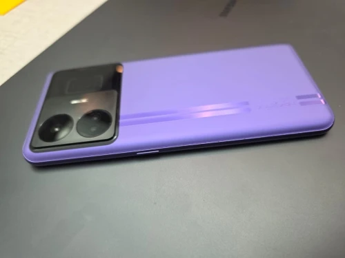 REALME GT3 240W 12Go+4 / 256Go