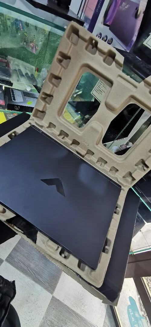 HP VICTUS