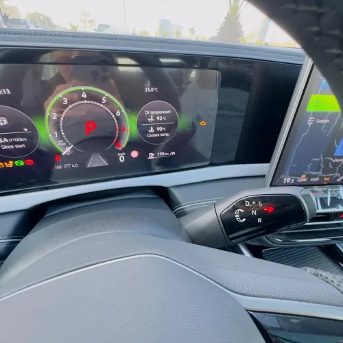 Volkswagen Passat 2025 Dragon 