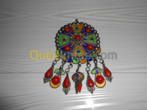 BROCHE ANCIEN EN ARGENT + UNE BAGUE