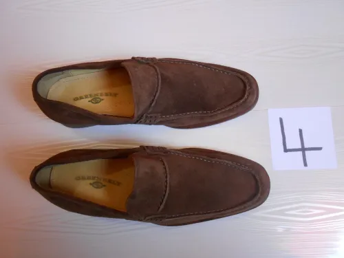 DES CHAUSSURES ORIGINAL