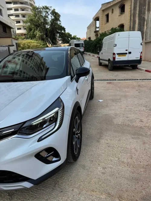 Renault Captur 2023 Lux