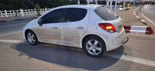 Peugeot 207 2011 Allure