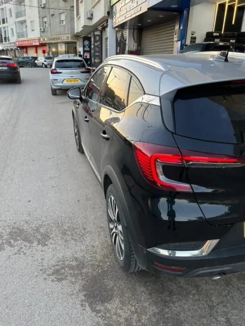 Renault Captur 2021 INITIALE