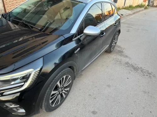 Renault Captur 2021 INITIALE