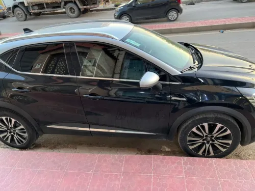 Renault Captur 2021 INITIALE