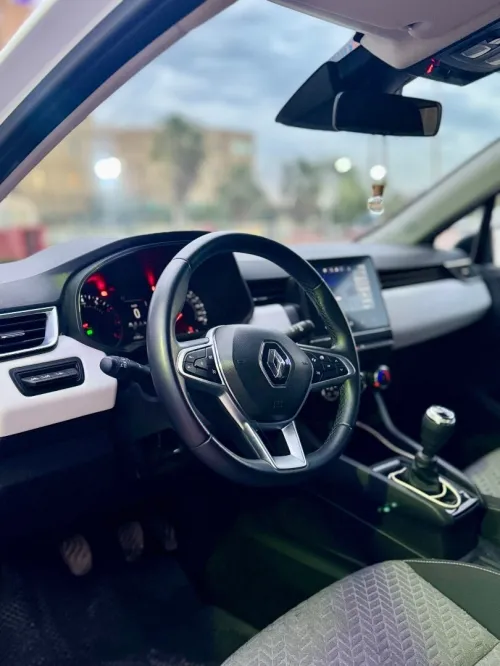 Renault Clio 5  2023 Evolution