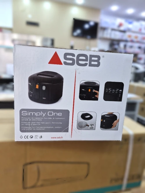 SEB Simply One friteuse à l'huile classique 1.2Kg 2.1L Noire
