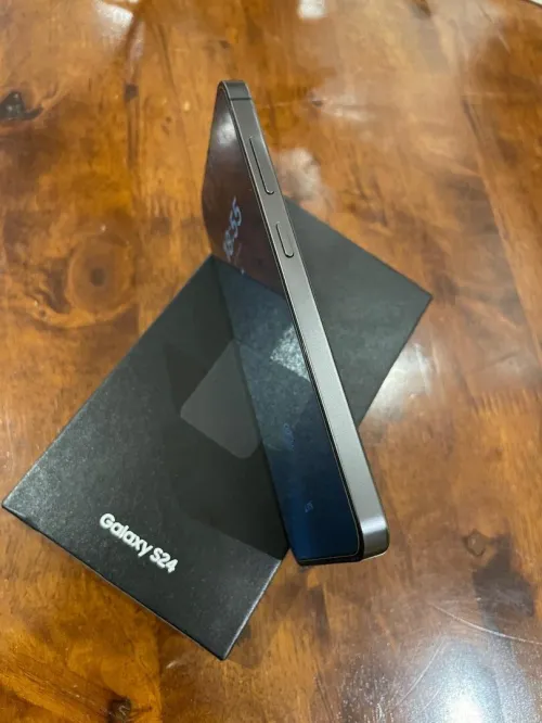 Samsung S24