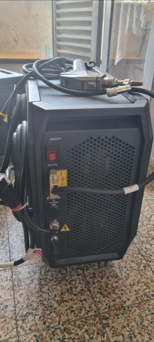 Poste à soudure au laser (portable) portative