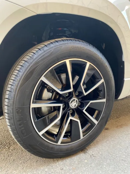 Skoda Karoq 2025 KaroQ