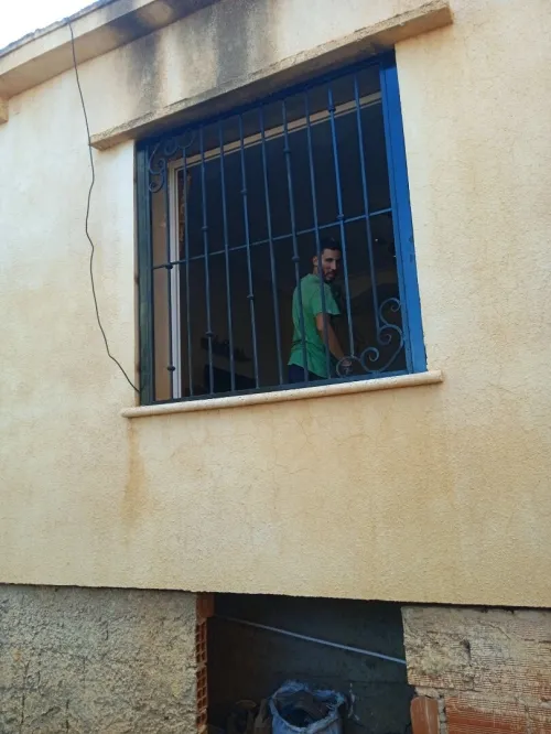 Barroudage et porte en fer forgé 