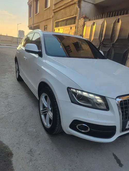 Audi Q5 2011 S Line Pack Tech
