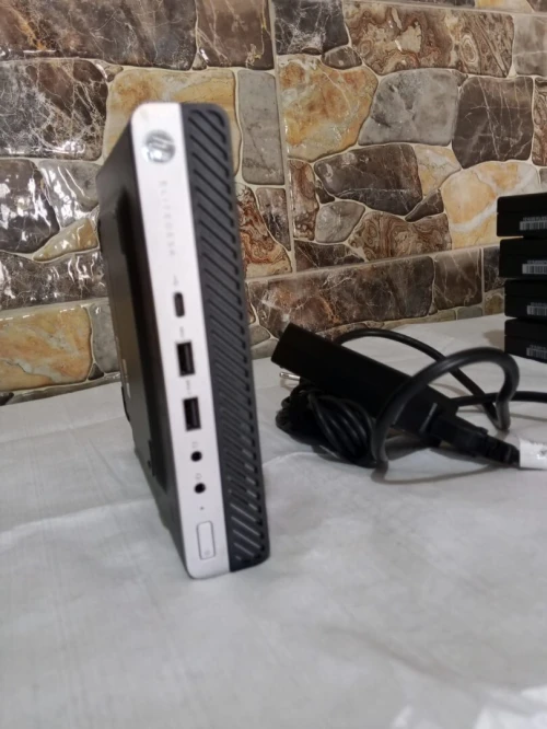 HP EliteDesk 705 G4 Mini PC   Ryzen 5 2400G | 8Go RAM | SSD 256Go nvme