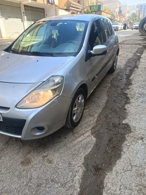 Renault Clio 3 2010 Exception