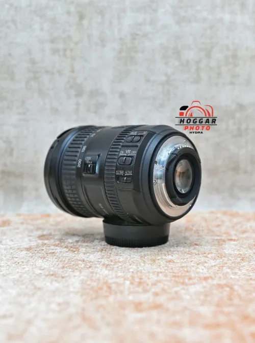 Nikon AF-S 18-200mm f3.5-5.6 VR