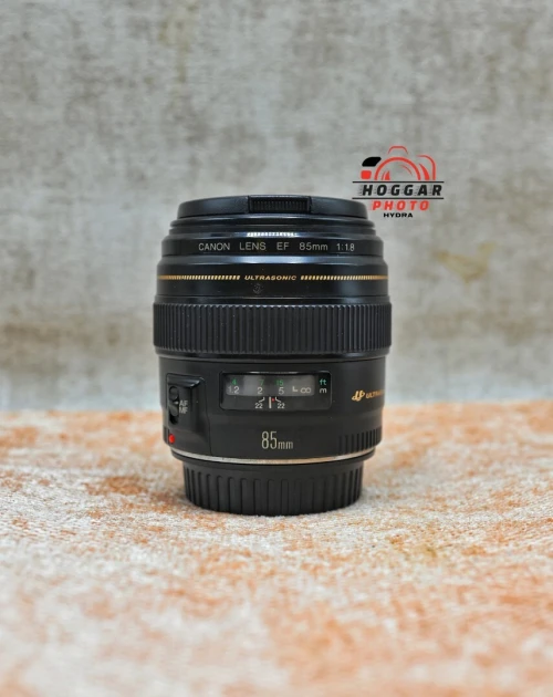 Canon 85mm f/1.8 Ultrasonic