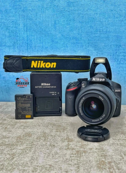 Nikon D3200 + 18-55 mm