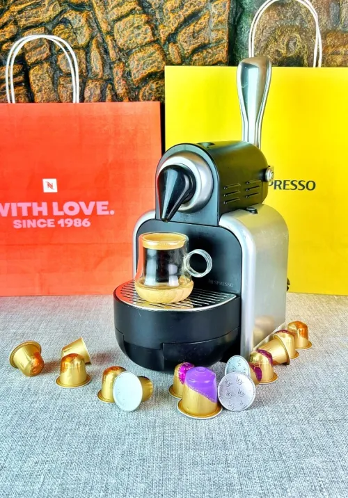 Les machines café nespreso Delonghi نقيين مشاءالله