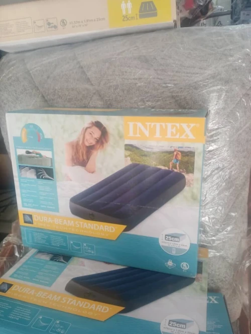 Matelas intex