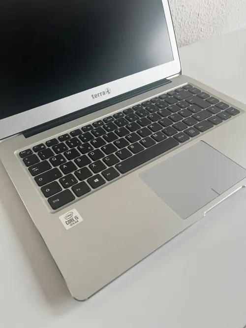 Laptop Terra mobile i5-10th