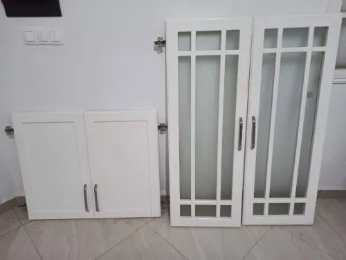 portes placard et volets et vitrage à vendre