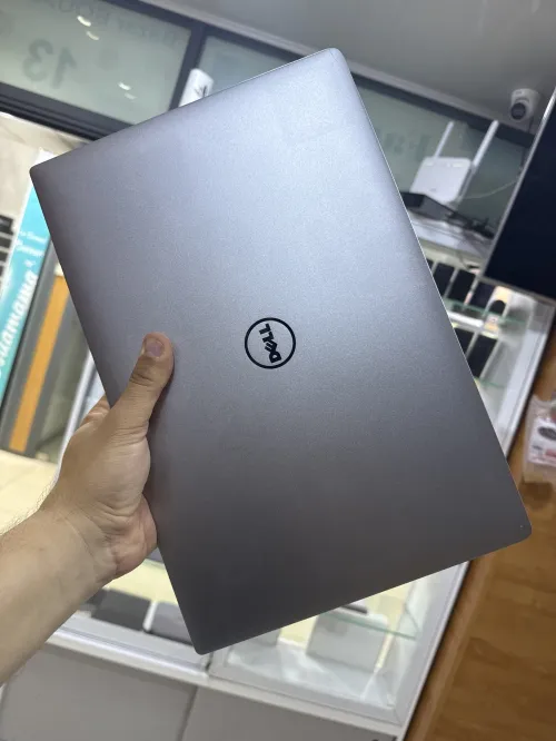 DELL XPS 9560 i7 7700HQ Gtx 1050
