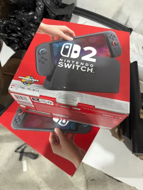2 Nintendo, switch 2 neuf dans leur carton