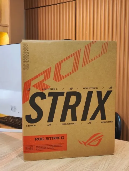 ASUS ROG Strix G16 Gaming Laptop 16 165Hz NVIDIA GeForce RTX 5070, AMD Ryzen 9 8940HX Processor, 16GB ,1TB SSD