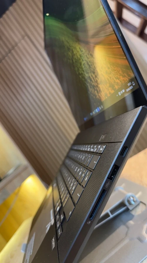 ASUS - ProArt P16 16 4K Touch Screen Laptop - AMD Ryzen AI 9 HX 370 32GB Memory RTX 4070 2TB SSD